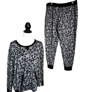 CUDDL DUDS Women's Large Soft Gray Black Animal‎ Print Pajamas Set Shirt Pants